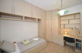 Апартаменты Apartment Sunshine Котор Апартаменты с 3 спальнями-15