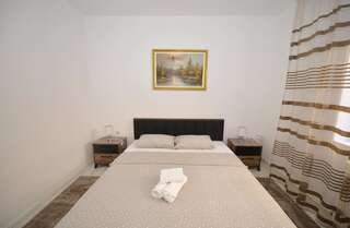 Апартаменты Apartment Sunshine Котор Апартаменты с 3 спальнями-29