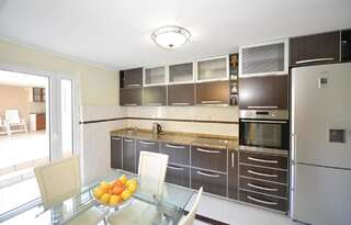 Апартаменты Apartment Sunshine Котор Апартаменты с 3 спальнями-43